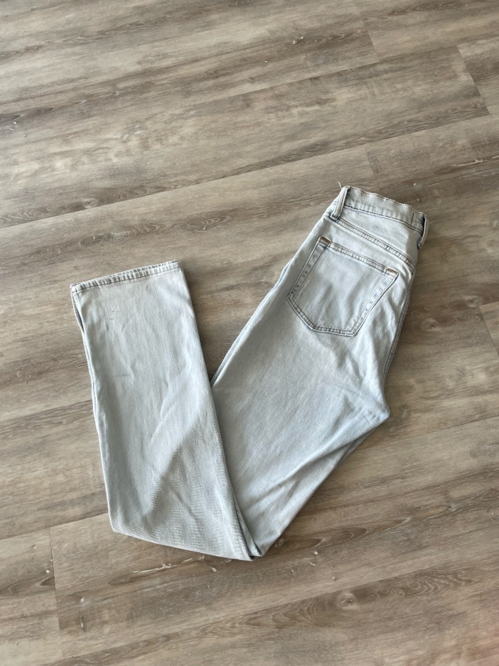 Abercrombie & Fitch 90s High Rise Slim Straight Split Hem Jeans | Light Wash 27 - Picture 11 of 13